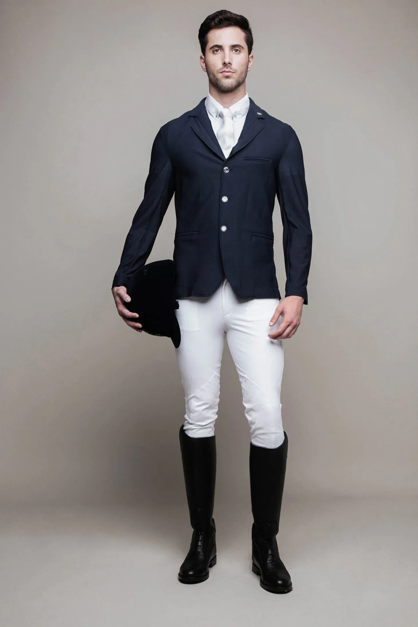 AA® Men’s MotionLite Show Coat