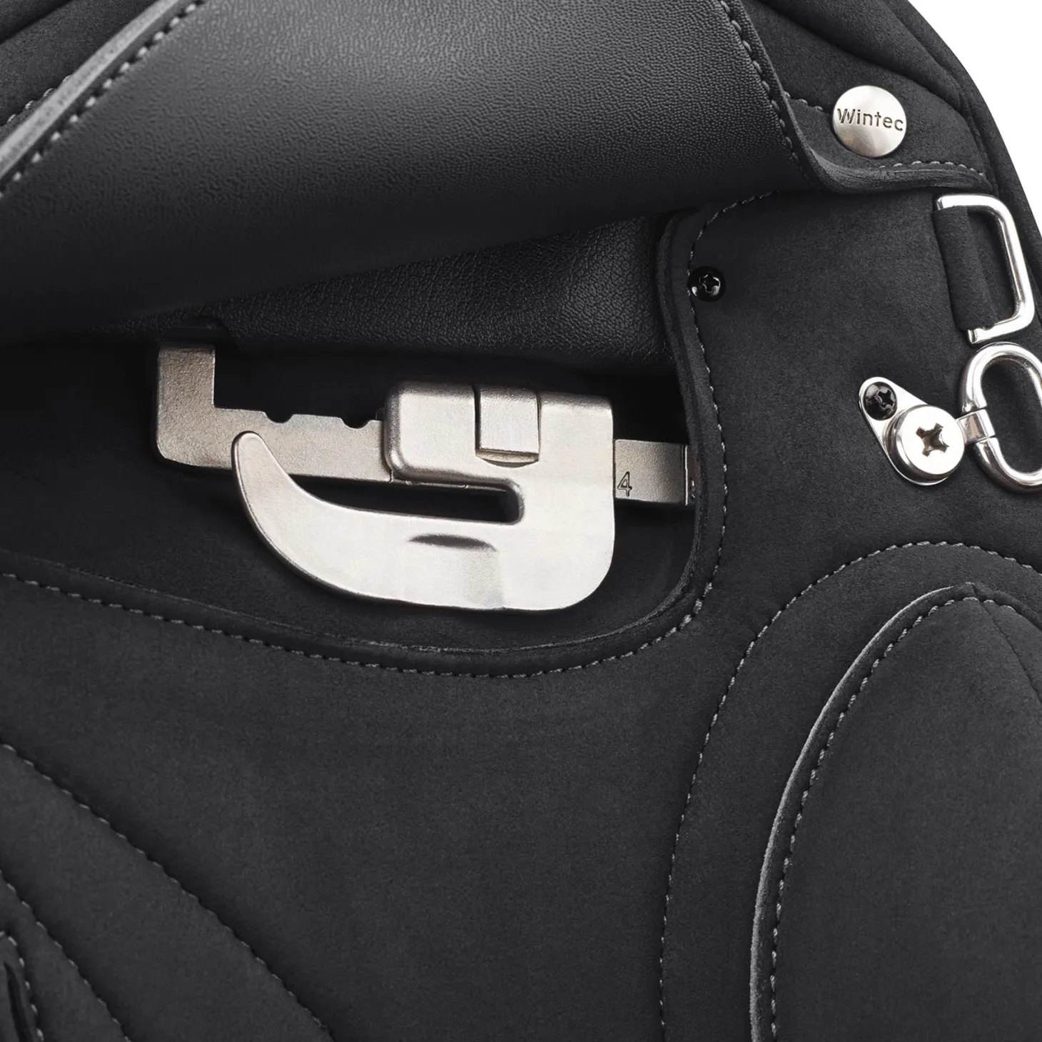 Wintec Pro Endurance Saddle with HART